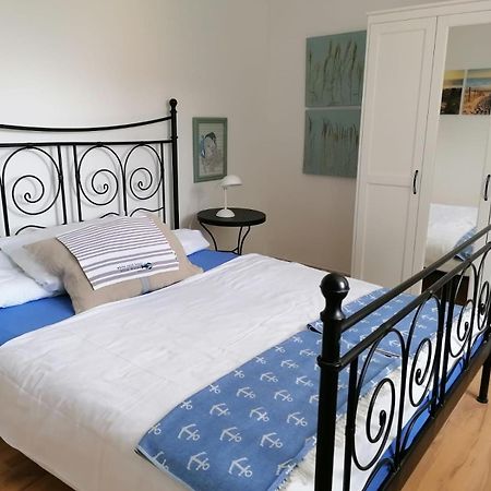 Ferienwohnung Am Schleswiger Rathaus Esterno foto