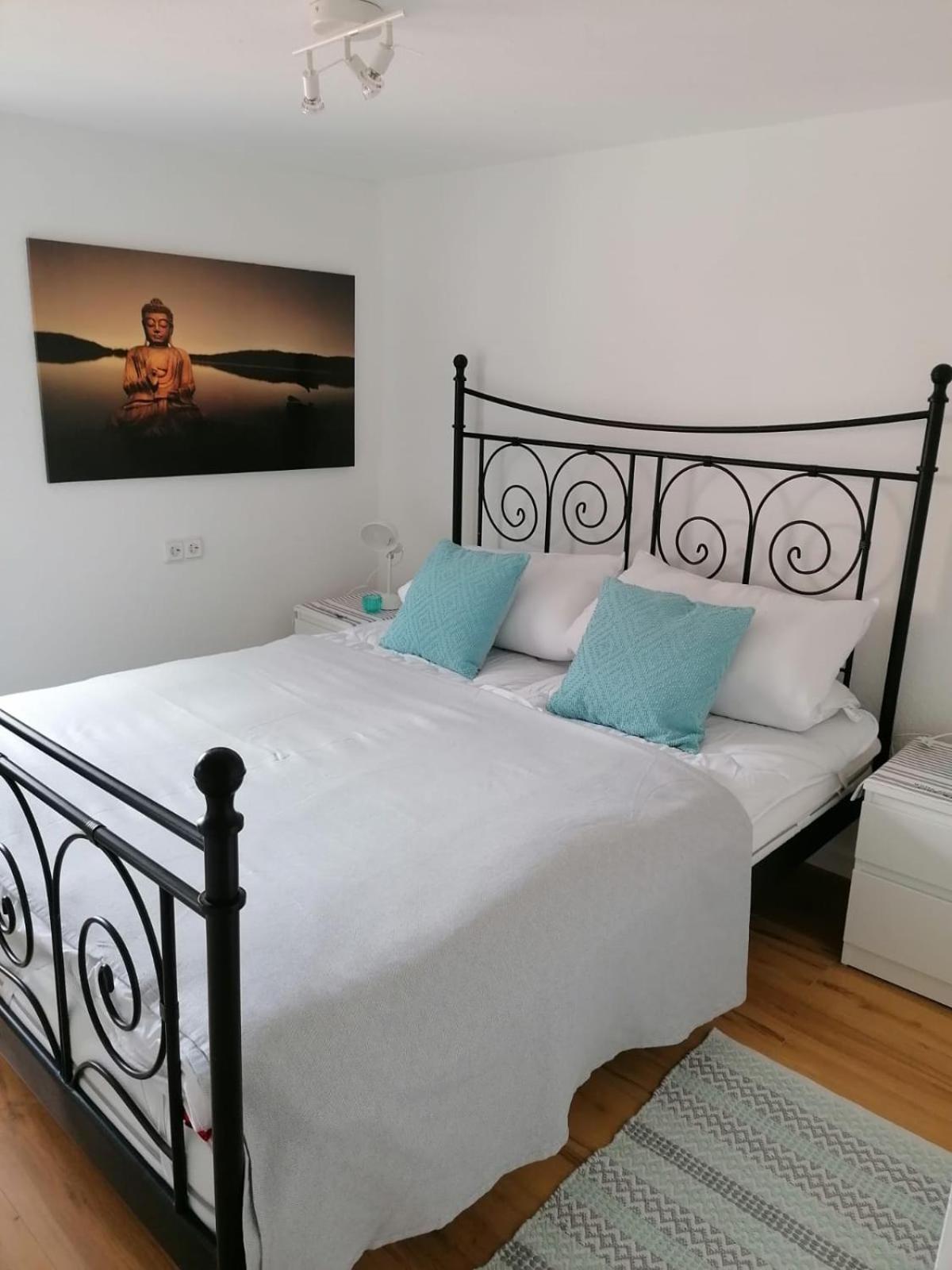 Ferienwohnung Am Schleswiger Rathaus Esterno foto