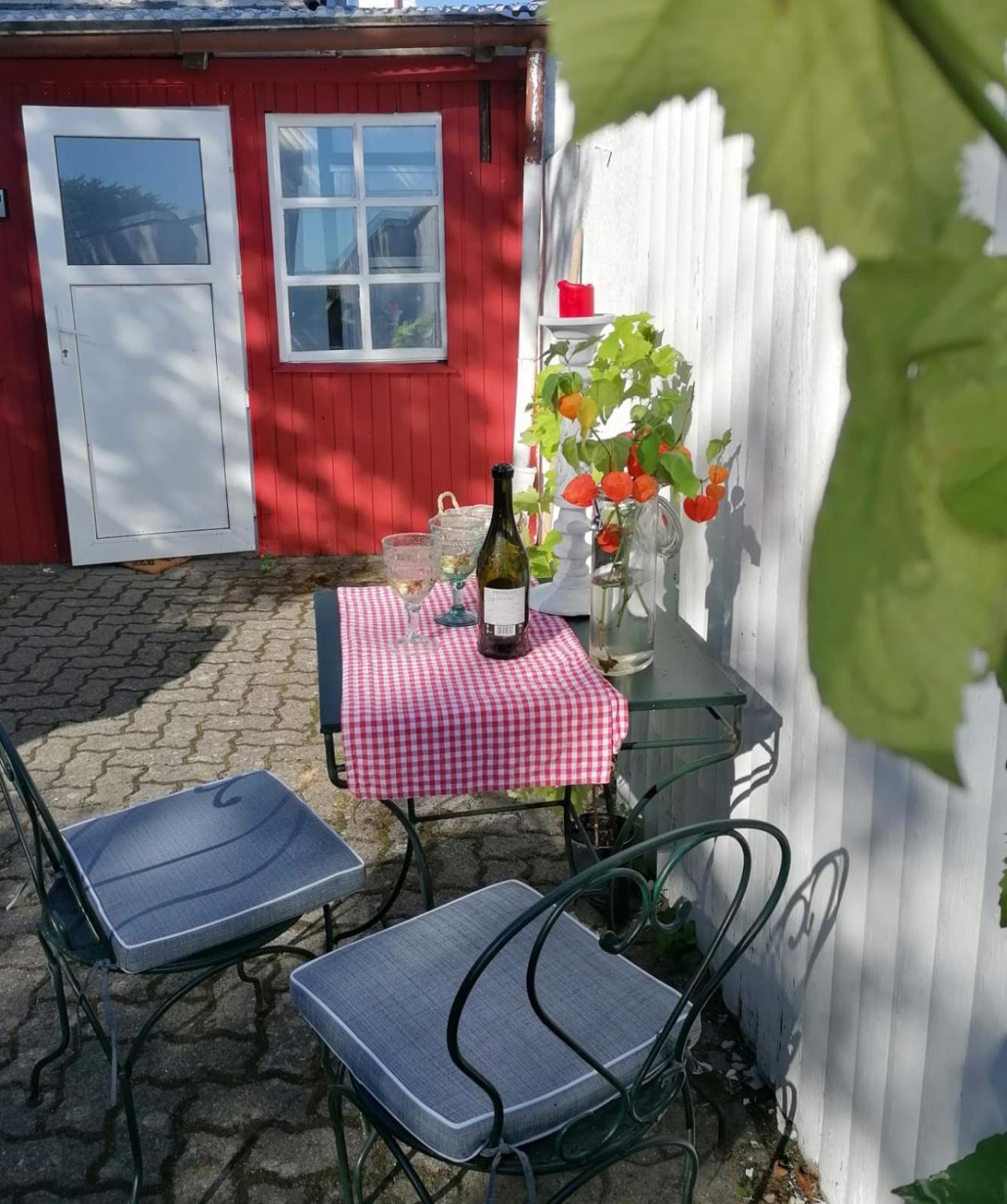 Ferienwohnung Am Schleswiger Rathaus Esterno foto